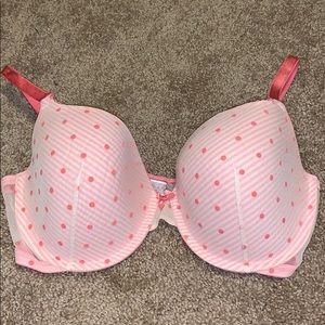 Victoria secret bra!